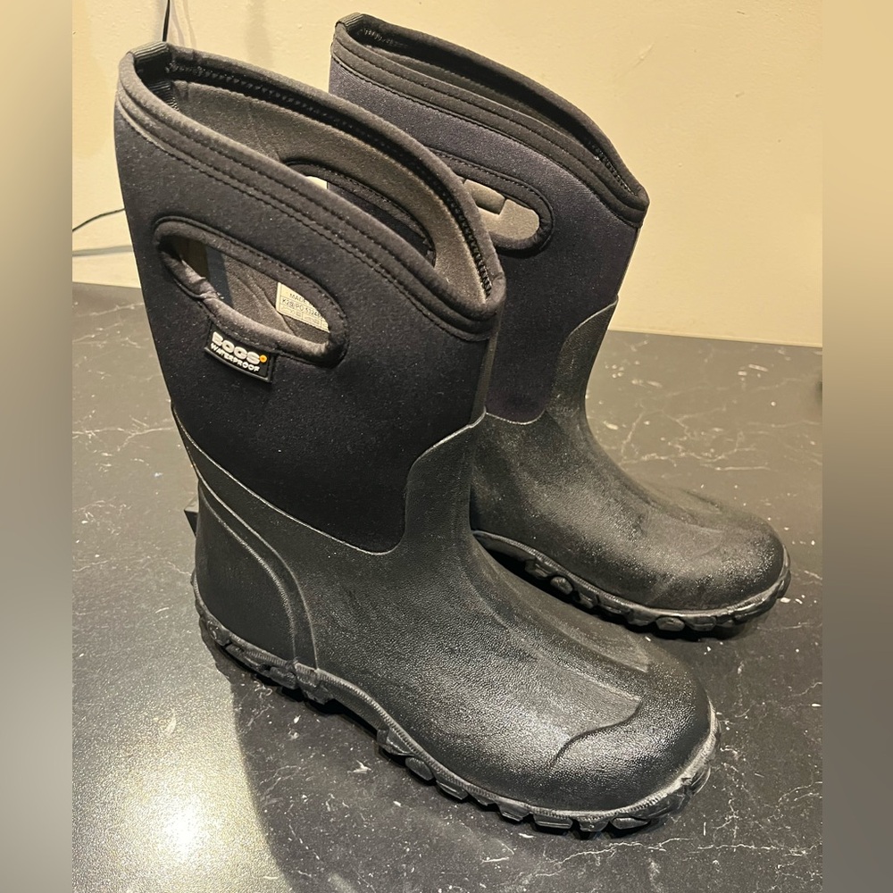 Bogs Men's Black Waterproof Rain Boots - Picture 3 of 4